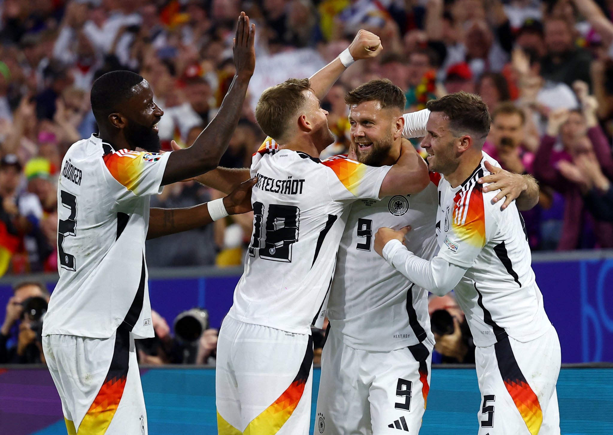 东道主以惊人快速度击败欧洲国家联赛对手的简单介绍 东道主以惊人快速度击败欧洲国家联赛对手的简单介绍