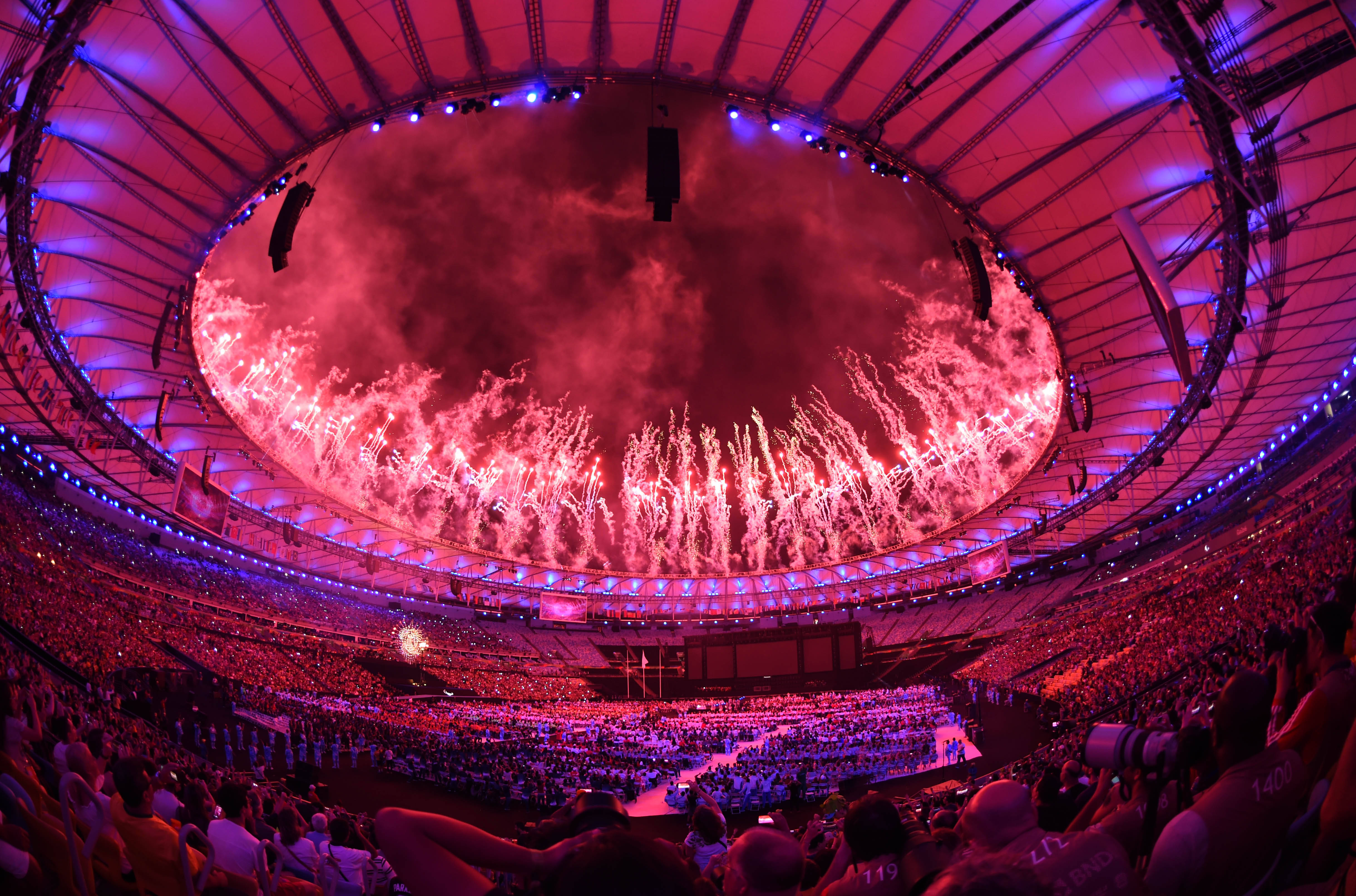 巴西女足公开赛拉开帷幕,里约热内卢队夺冠 巴西女足公开赛拉开帷幕,里约热内卢队夺冠