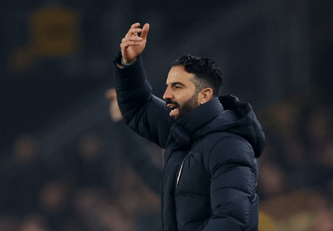 爱游戏-哈兴球员被罚下场，团队陷入人数劣势