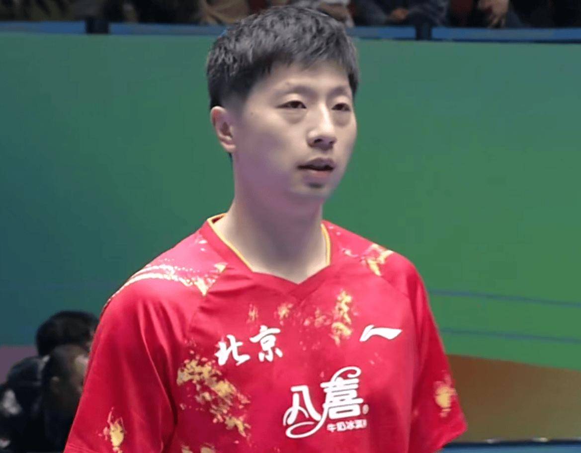 格林斯比取得连胜,保持领先优势 格林斯比取得连胜,保持领先优势