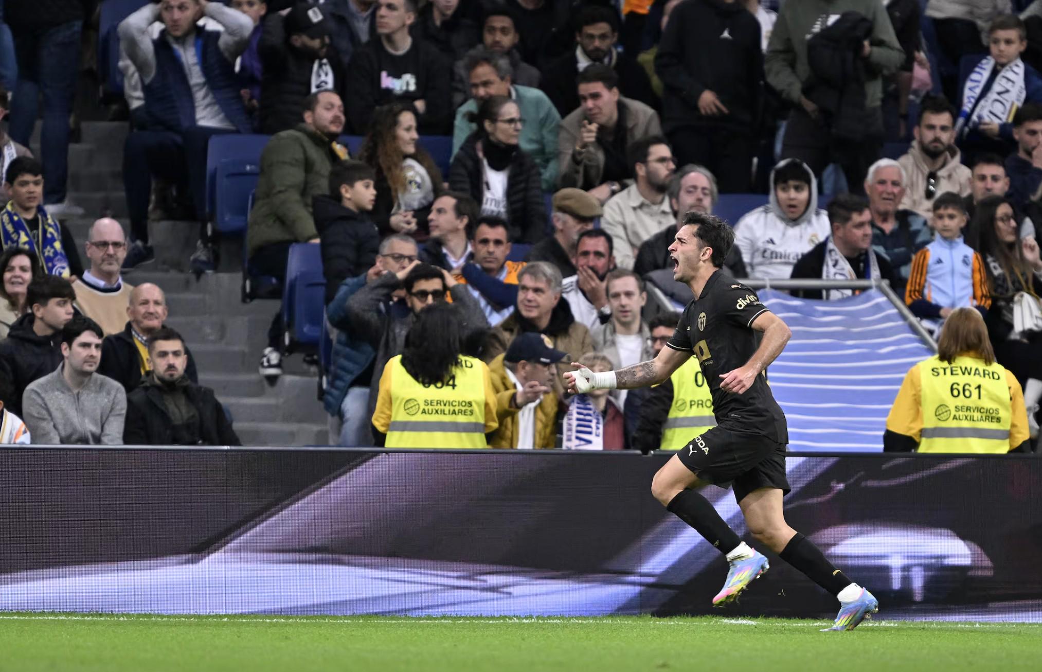 爱游戏官网入口-瓦伦西亚接连不胜，欧战资格面临挑战的简单介绍