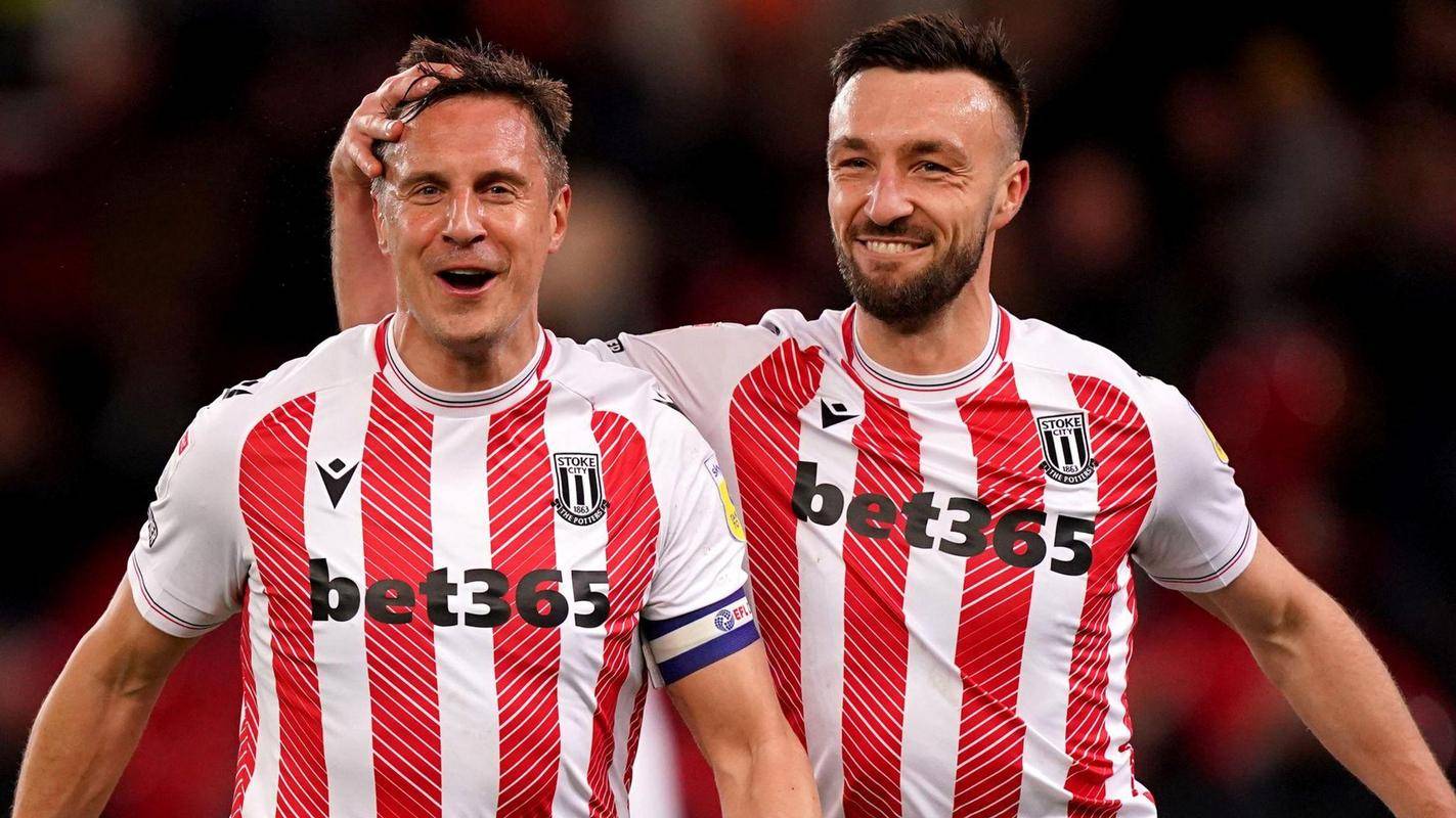 包含斯托克城客场连败,惨败伯恩利的词条 包含斯托克城客场连败,惨败伯恩利的词条