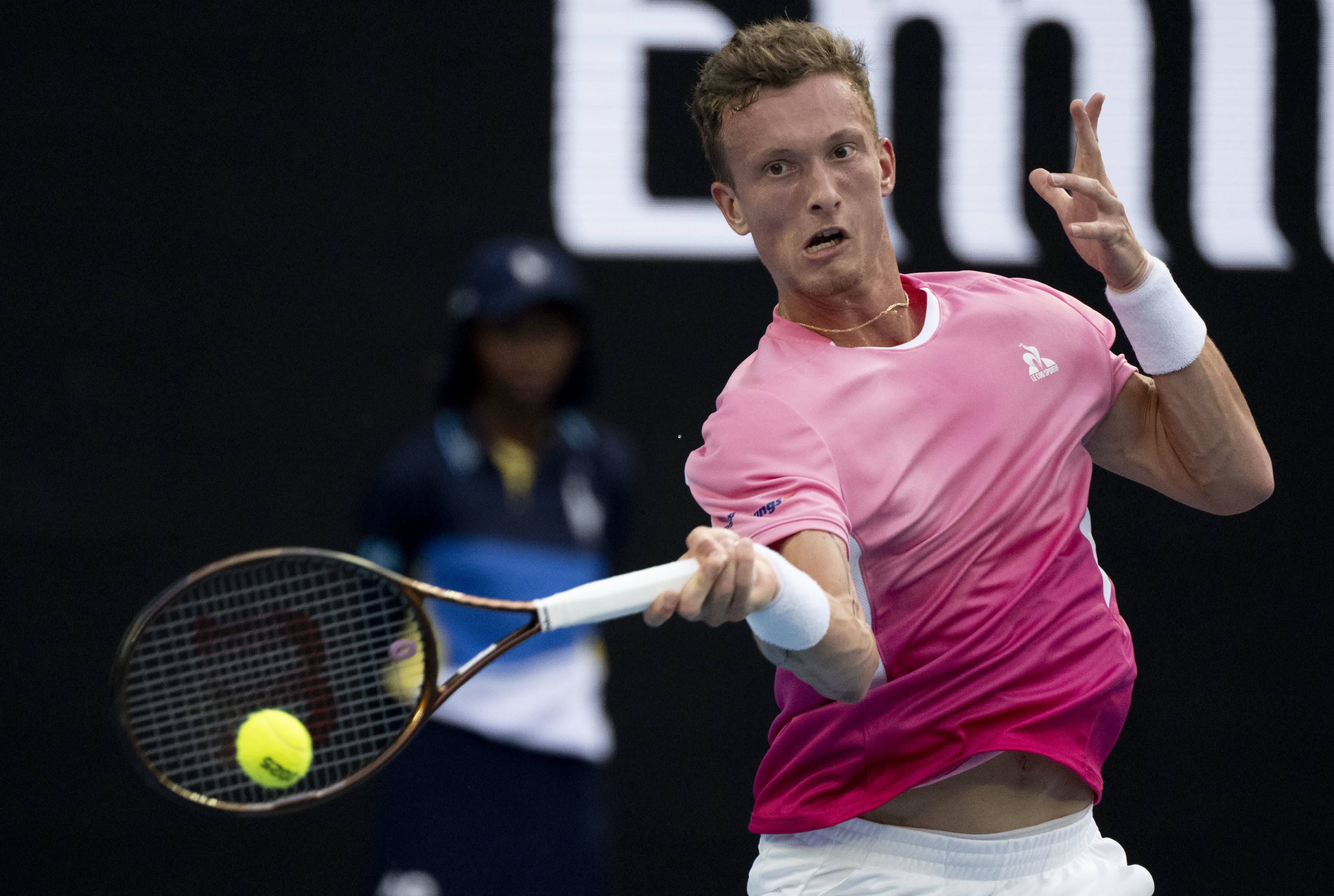 澳大利亚球员在比赛中表现出色连续获胜