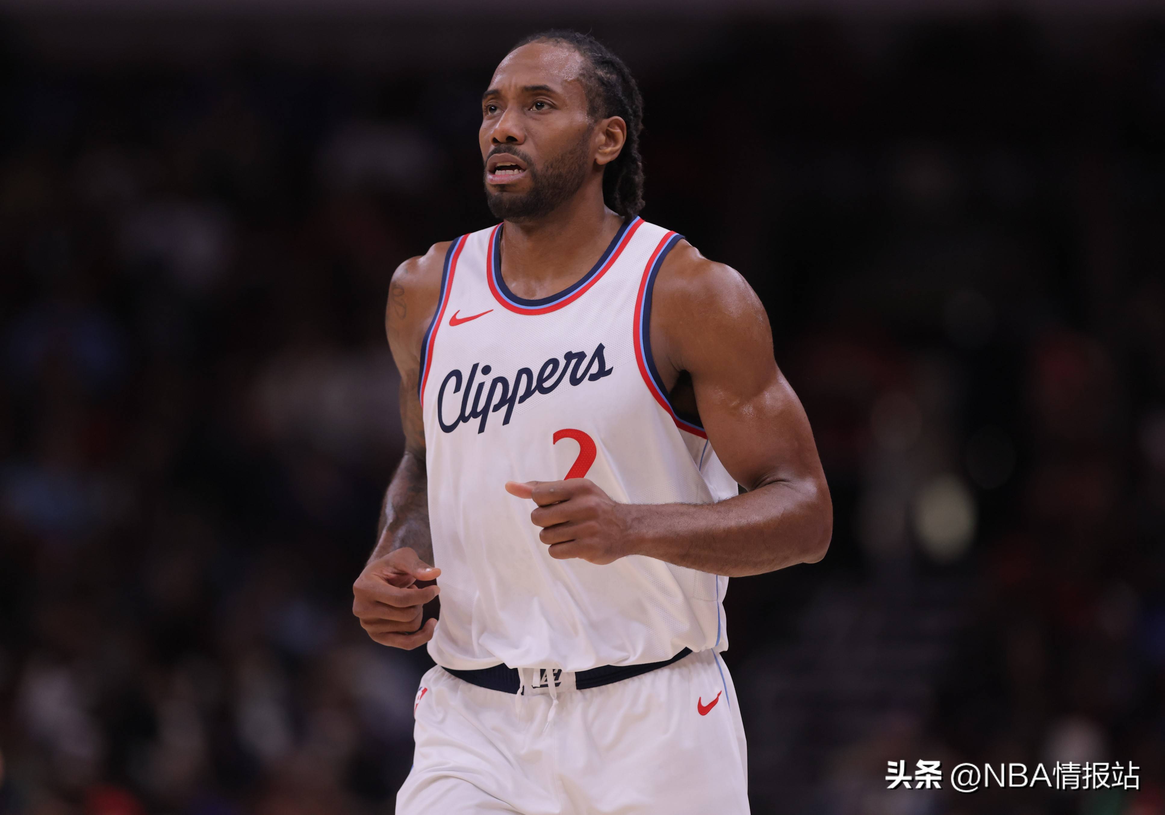 关于带球组织：尼克斯板凳助攻为关键的信息