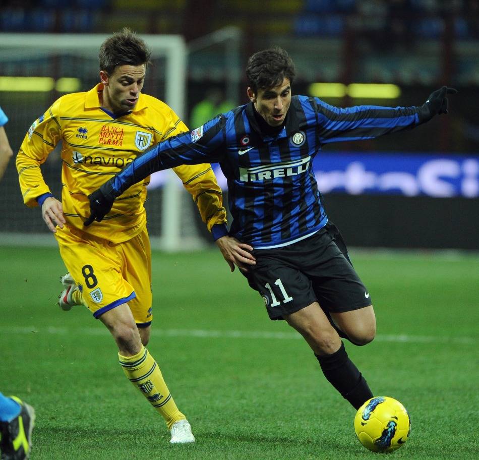 爱游戏网页版登录入口-国际米兰主帅赞誉球队表现，冲击意甲冠军