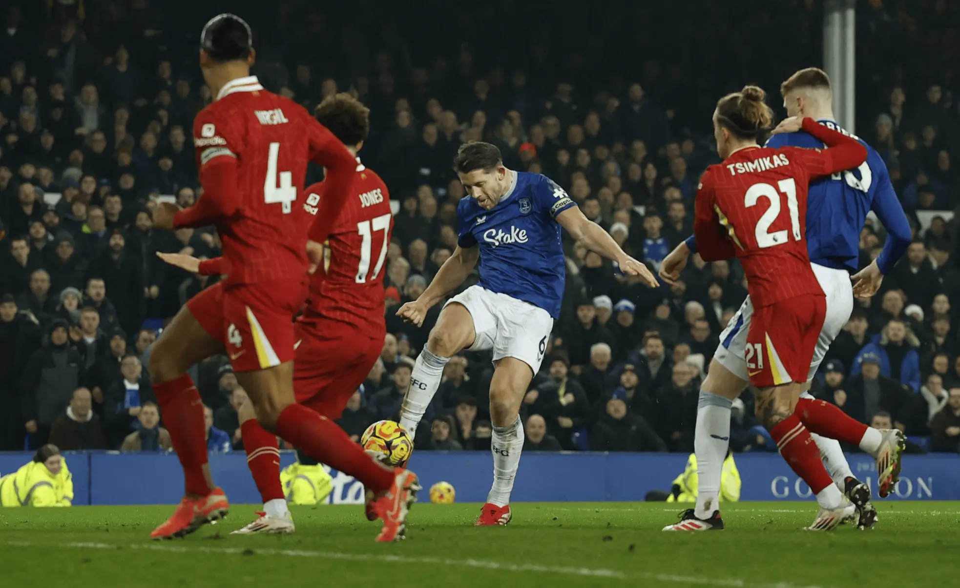 爱游戏官网入口-阿斯顿维拉客场战平伯恩利，遭遇两连平的简单介绍