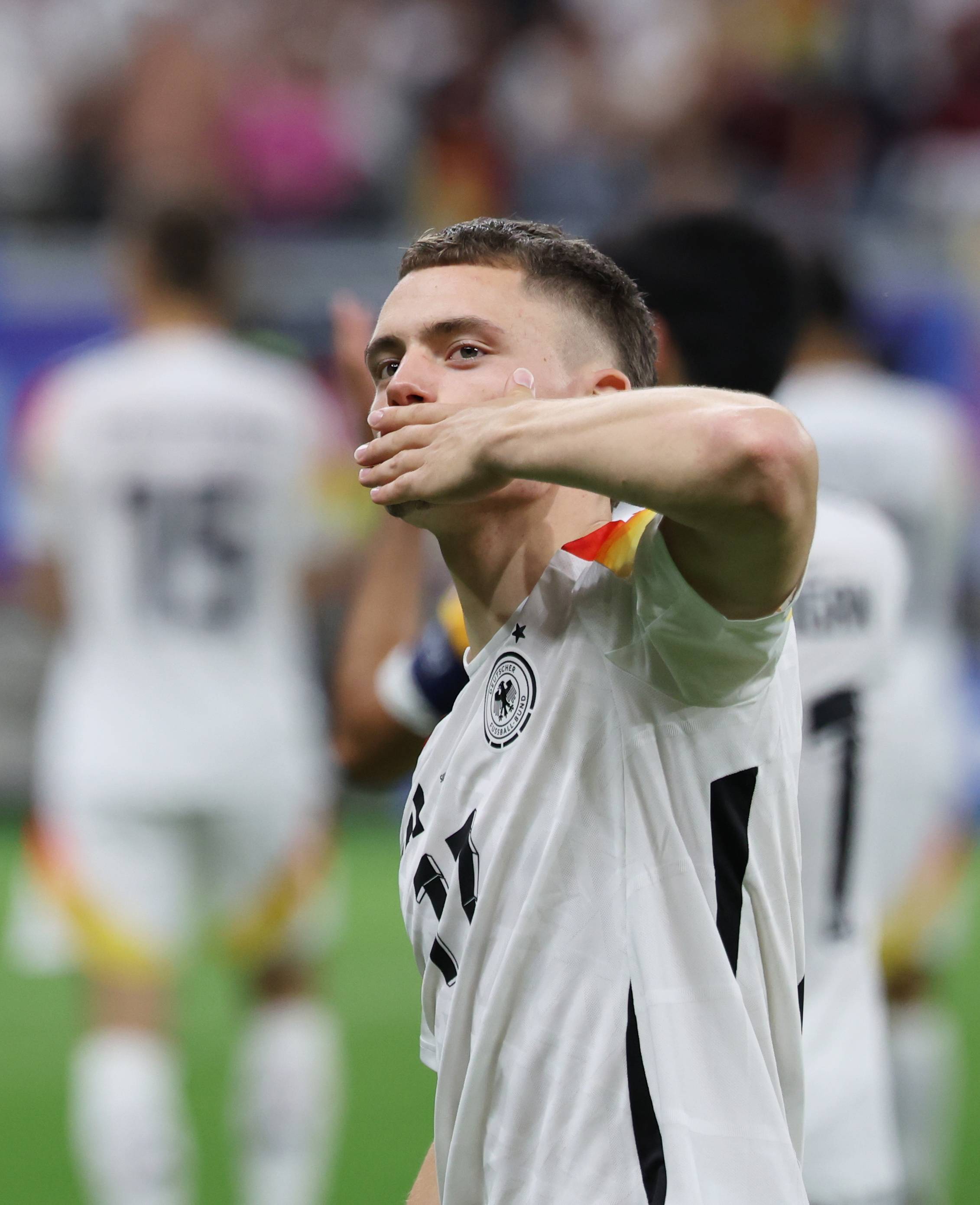 瑞士足球队新人涌现,崭露头角! 瑞士足球队新人涌现,崭露头角!