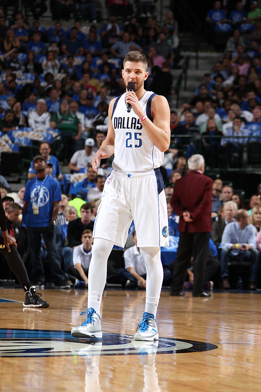 包含太阳战胜灰熊,布克独得31分的词条 包含太阳战胜灰熊,布克独得31分的词条