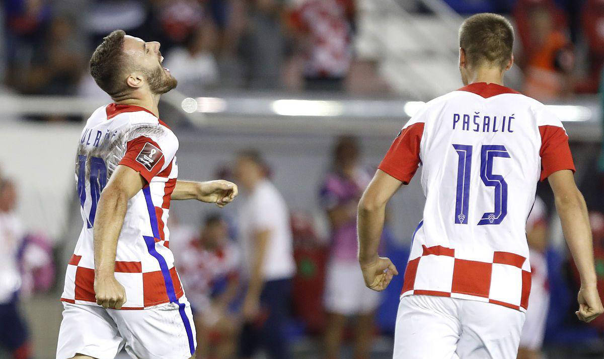 克罗地亚客场击败捷克,成功跻身十六强赛 克罗地亚客场击败捷克,成功跻身十六强赛