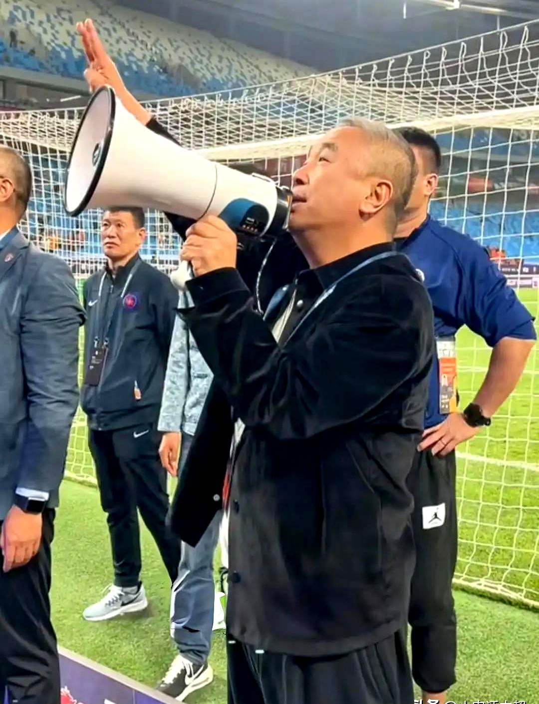 包含高水平球队争霸赛场,势必引发激烈竞争的词条 包含高水平球队争霸赛场,势必引发激烈竞争的词条